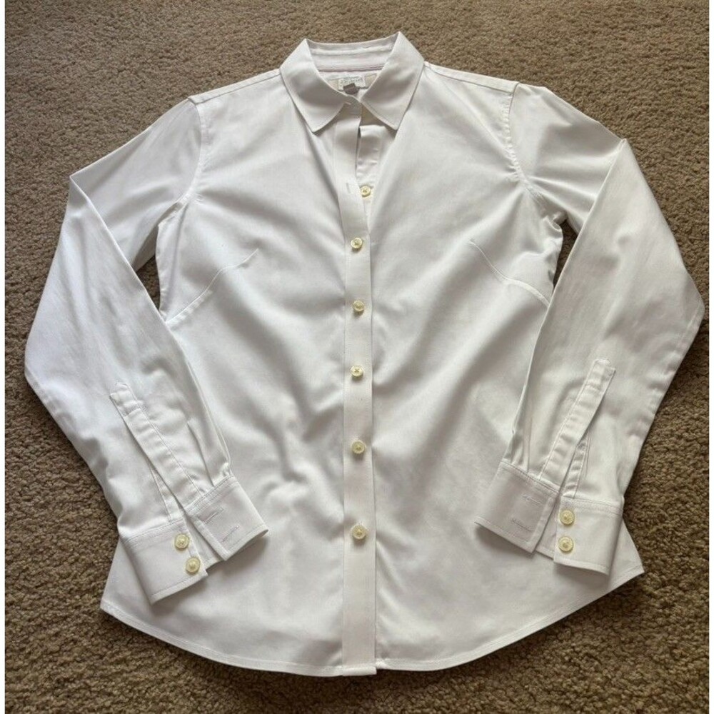 Banana Republic Women's 6 White Non-Iron Fitted Button-Up Shirt Corporate Core